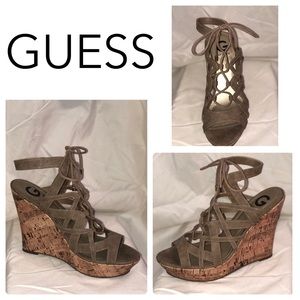 Strapped grey wedges